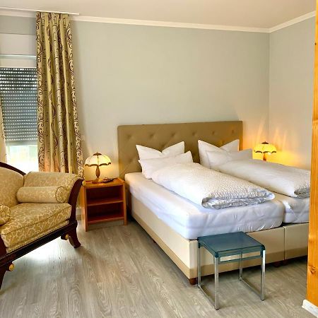 Ratskeller Hotel & Restaurant Линдов Экстерьер фото
