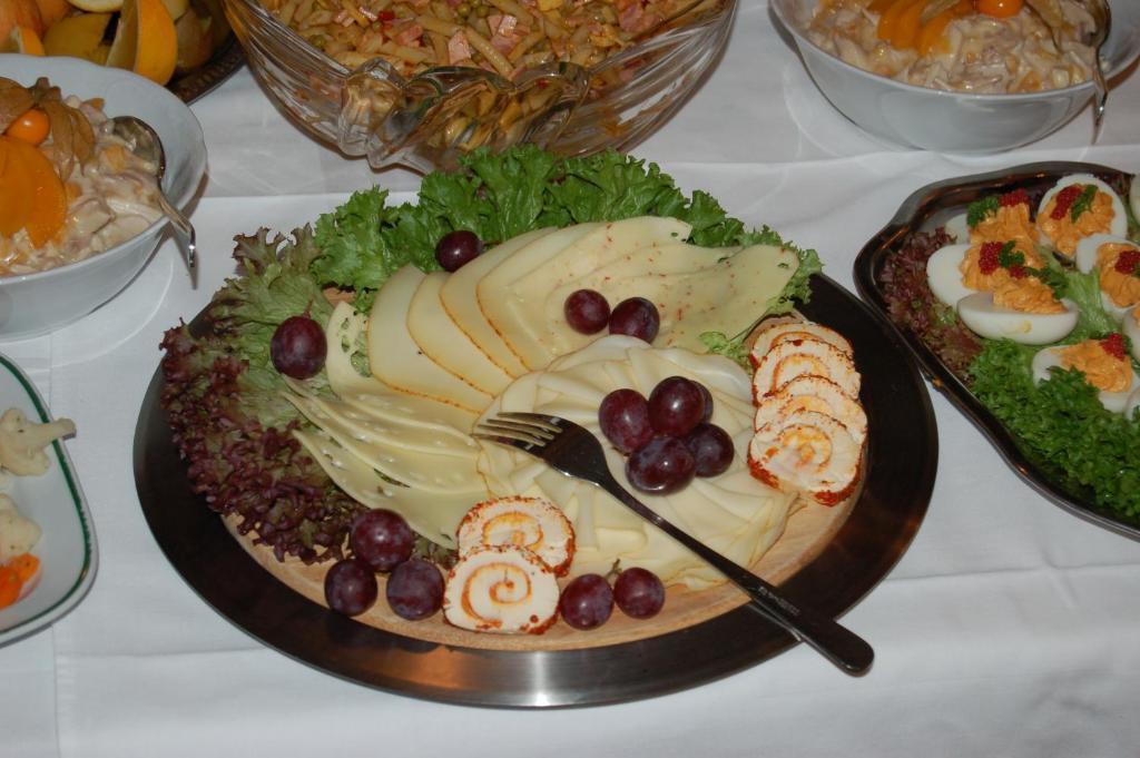 Ratskeller Hotel & Restaurant Линдов Экстерьер фото