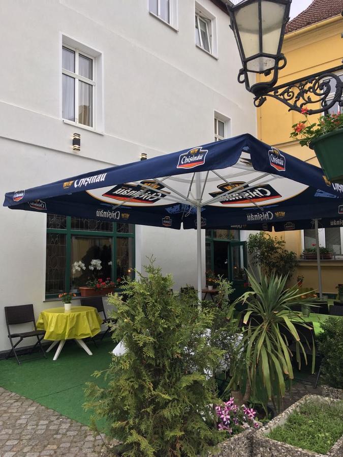 Ratskeller Hotel & Restaurant Линдов Экстерьер фото