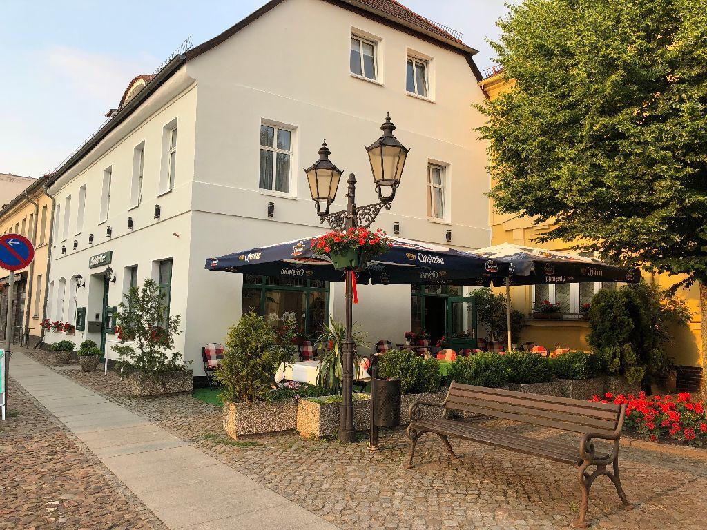 Ratskeller Hotel & Restaurant Линдов Экстерьер фото
